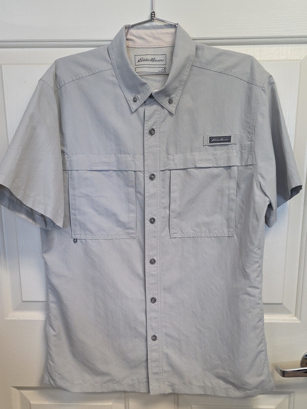EUC Mens Eddie Bauer Fishing Shirt Light Grey M